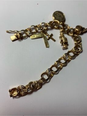 Vintage 14K Gold Double Link Charm Bracelet with 5 Unique Charms